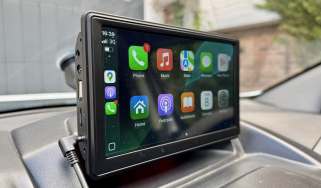 NHOPEEW Portable Car Stereo Wireless Carplayer adaptor from Temu